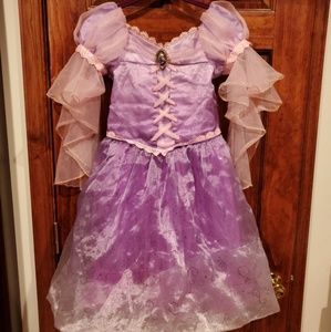 7/8 Rapunzel costume from disney store